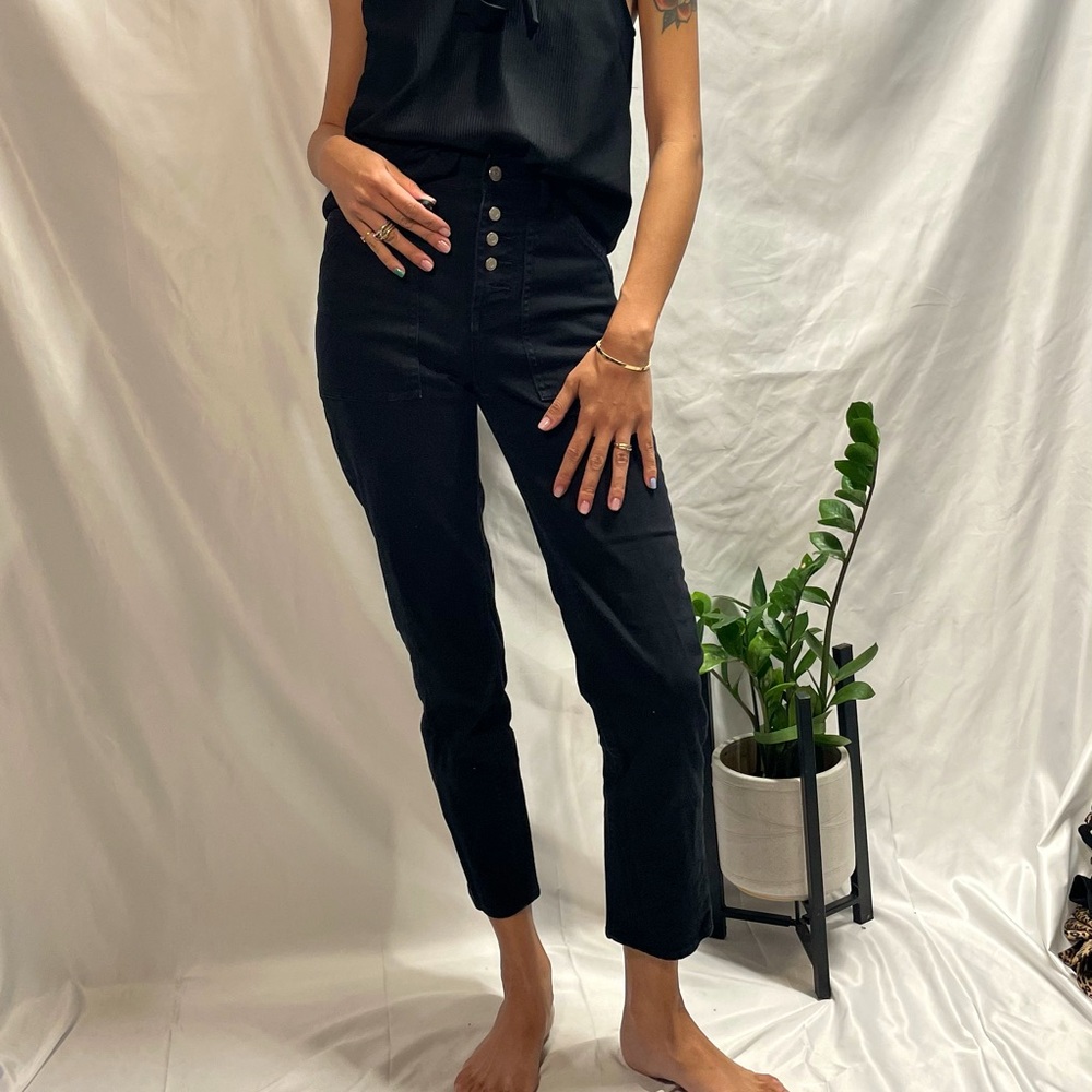 Aritzia Black Button Jeans, 24/25